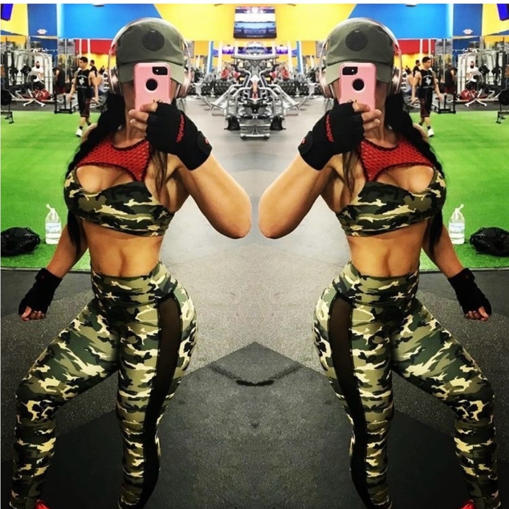 Abs2b 🔥 Camo sports bra gym active